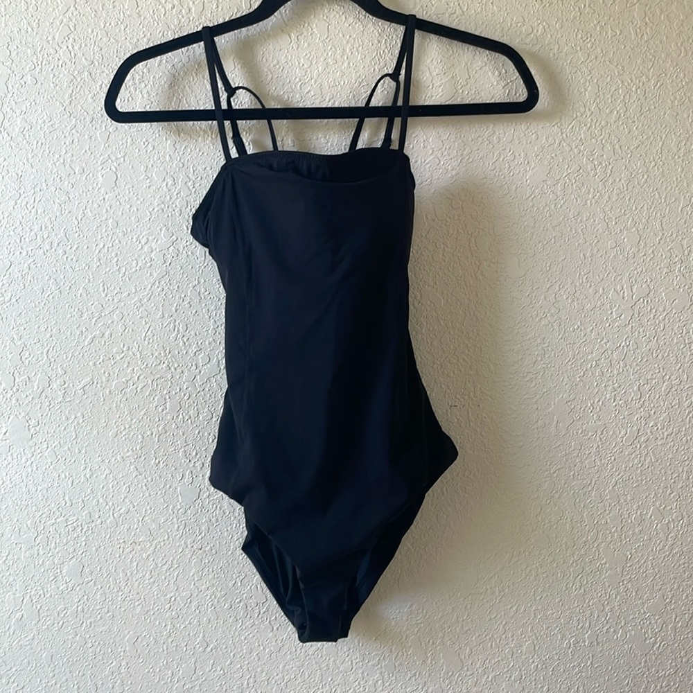 Vuori swim suit